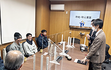 定期的な面談・行政機関への通報