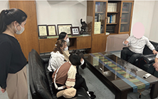 定期的な面談・行政機関への通報